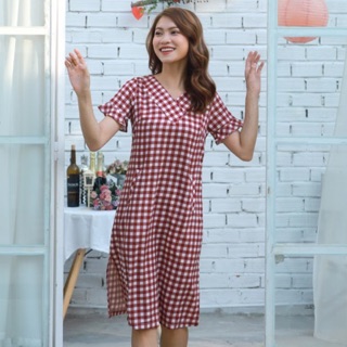Đầm caro suông cổ V InFashion