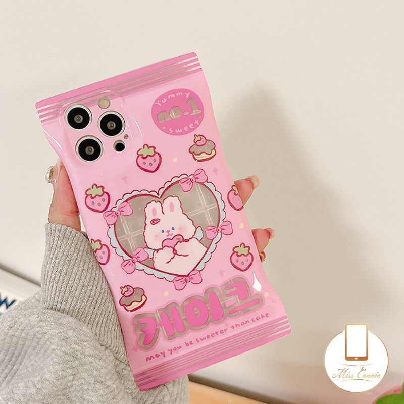 Ốp Điện Thoại Mềm Họa Tiết Thỏ Và Dâu Tây Cho iPhone 11 Pro Max XR 8 7 6 6s Plus 14 12 13 Pro Max 14 Plus X XS Max SE 2020