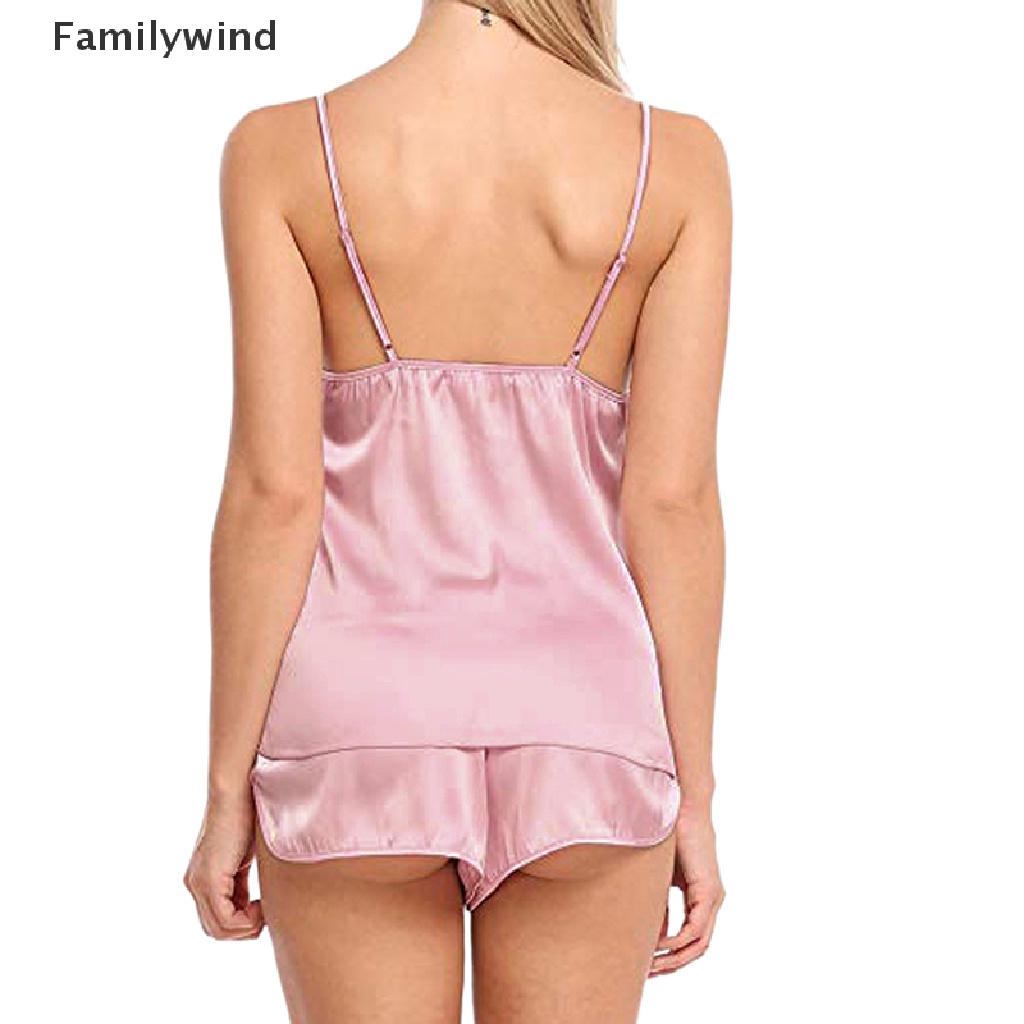 Bộ đồ ngủ áo hai dây cổ chữ v phối quần short vải lụa thời trang quyến rũ cho nữ