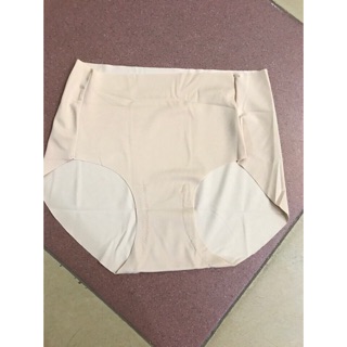 Quần lót nữ không viền uniqlo Nhật Bản