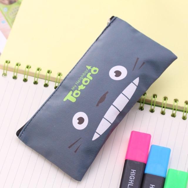 Bóp viết mèo totoro