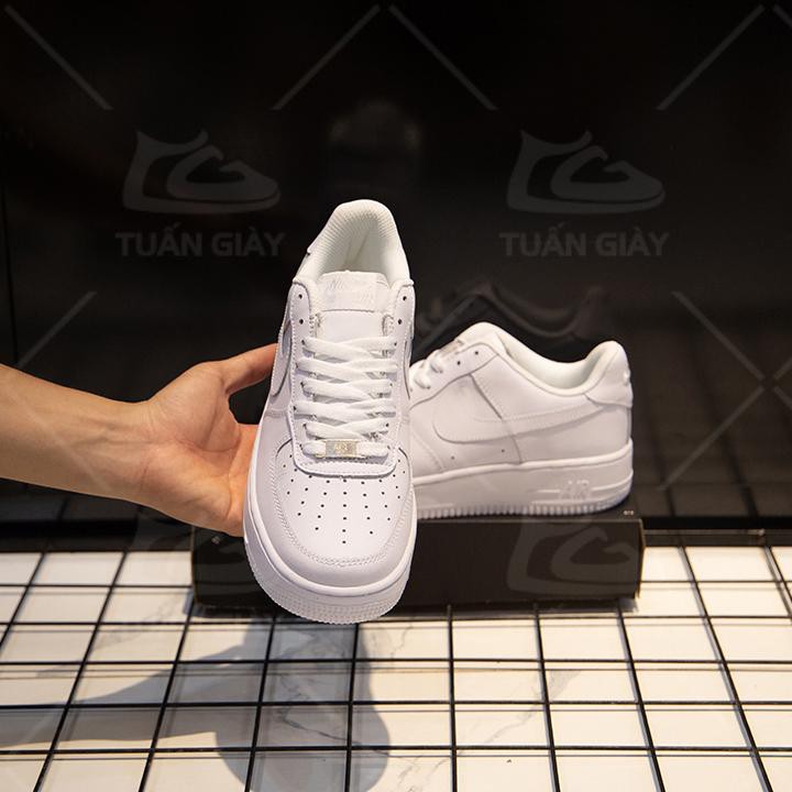 Giày AF1 SNEAKER DA trắng chất liệu da miếng chống nhăn dễ phối đồ phong cách thể thao.TUẤN GIÀY