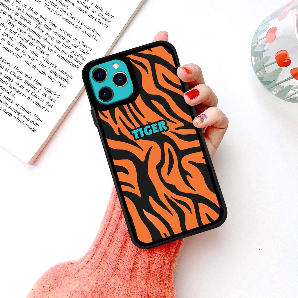 [ IPHONE ] Ốp Lưng Silicon Màu Bảo Vệ CAMERA  vuông Tiger ốp iphone 12 pro /x/ 8plus/11 pro/11/12 pro max/13/promax g95