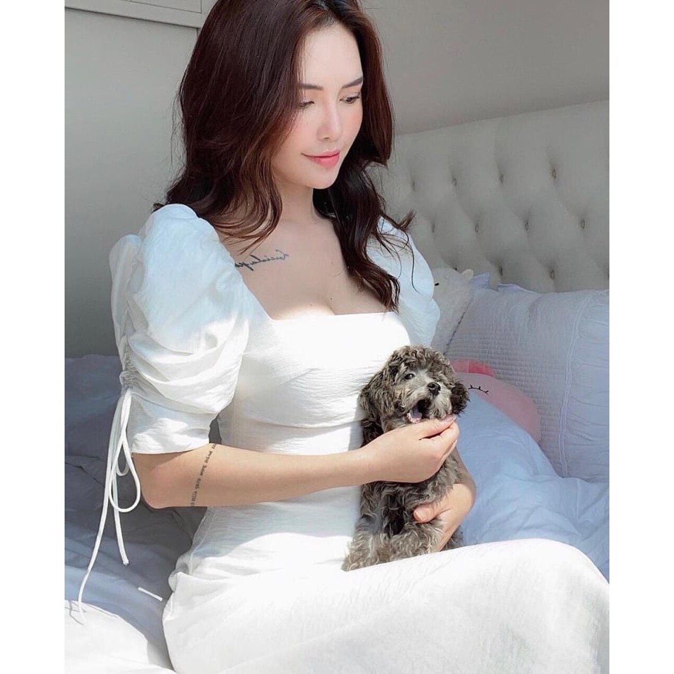 ĐẦM TRẮNG DÂY RÚT CỔ VUÔNG ( CÓ MÚT NGỰC )