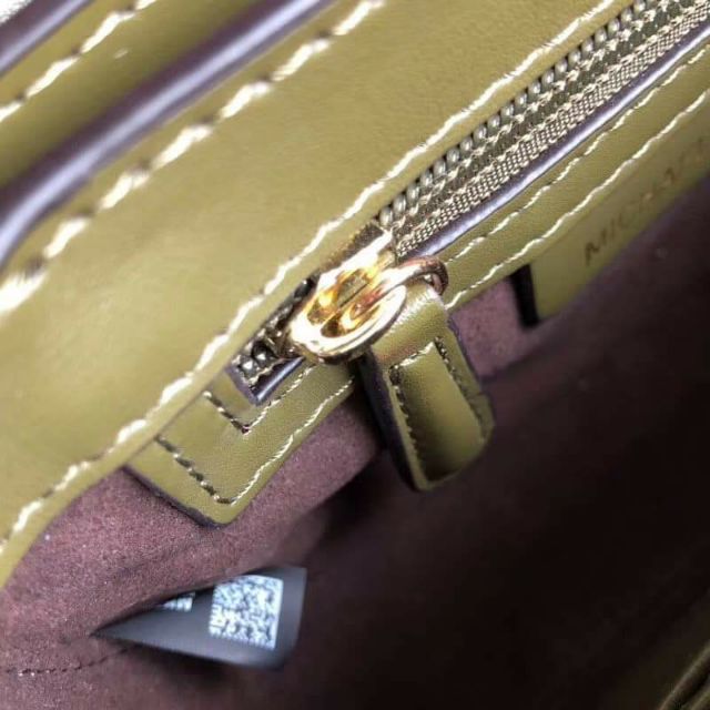 Túi Mk CARY AUTHENTIC DA THẬT
