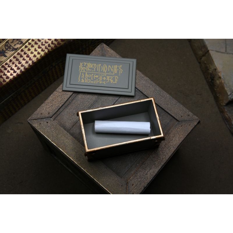 Mô hình The Mummy  NECA Ultimate có sẵn