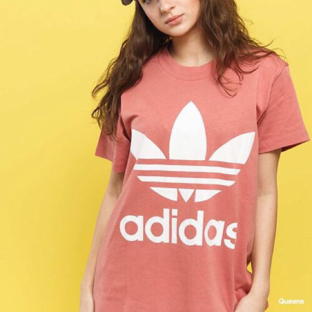Áo thun adidas hồng live