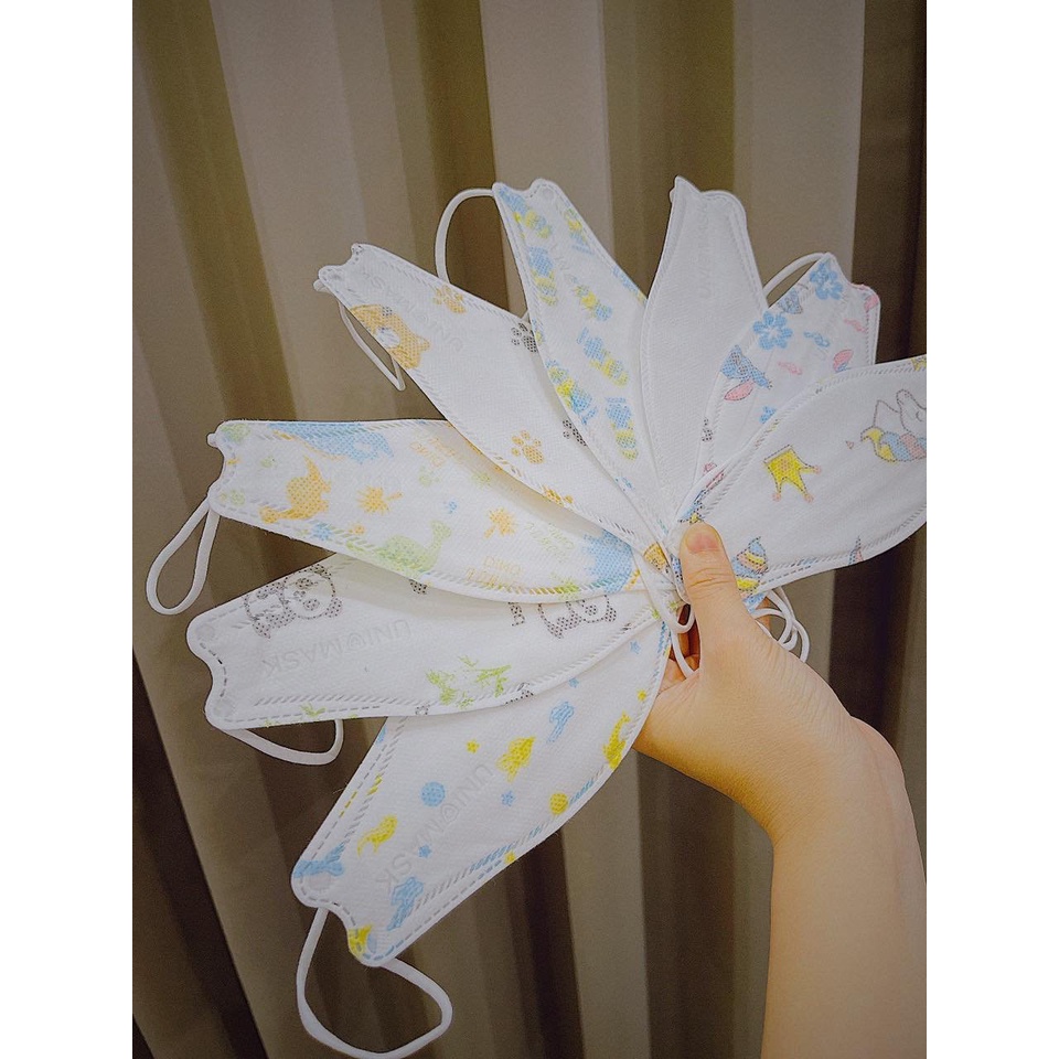 Combo 50 chiếc khẩu trang 4D UNI MASK trẻ em cho bé từ 3-7 tuổi