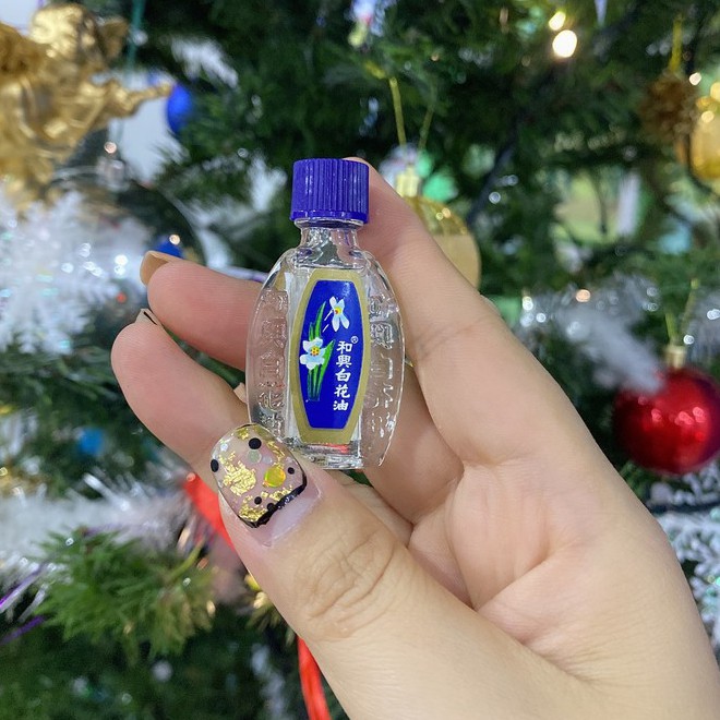 Dầu Gió Bạch Hoa HONGKONG Chính Hãng Xoa Bóp Nước Trắng Hoe Hin White Flower Embrocation Oil