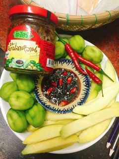 Sốt Chấm Hoa Quả Thái