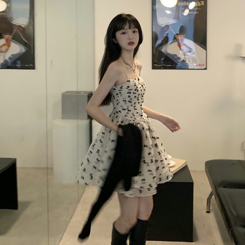 Set áo khoác cardigan + váy hoa nhí