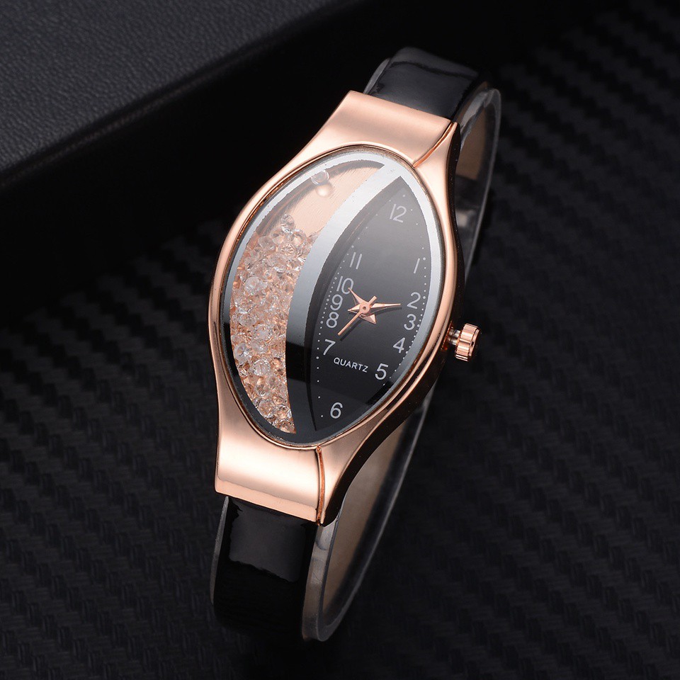 Đồng Hồ Quartz Nữ Mặt Elip Đính Hột Xoàn Dây Da Sang Trọng