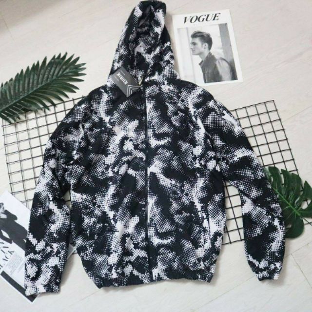 Áo khoát nam độc lạ