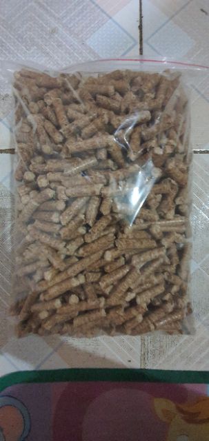 2 kg gỗ thông nén lót chuồng cho thú cưng thỏ, bọ, hamster, nhím,...