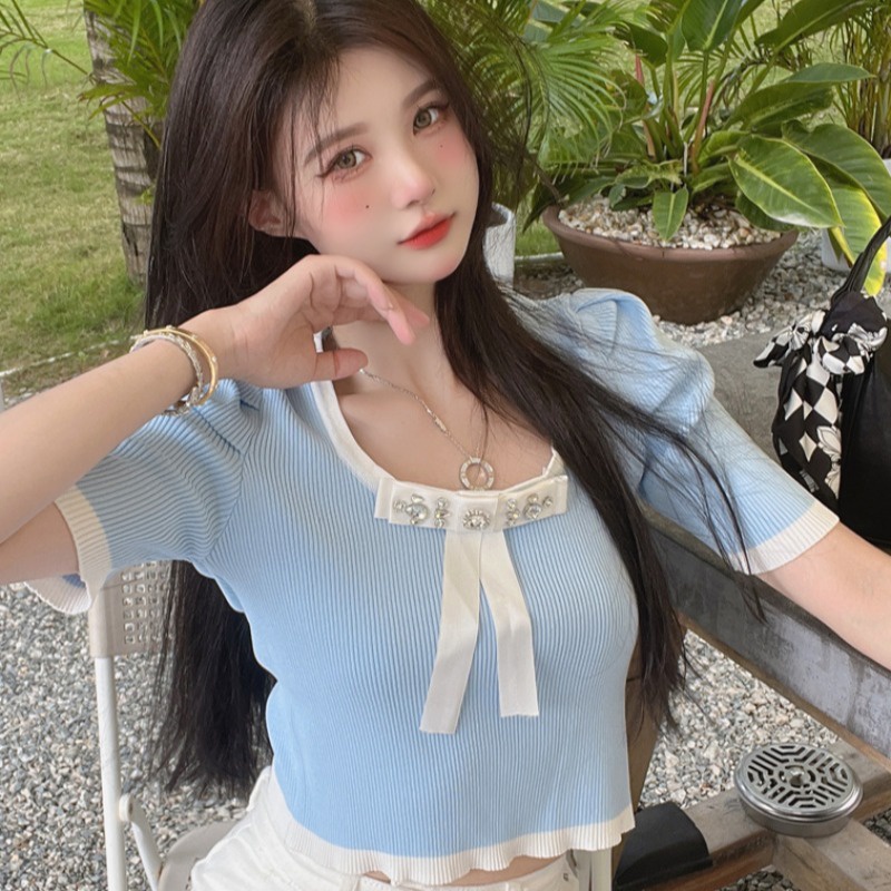 【ZHELIHANGFEI】Áo Thun Dệt Kim Tay Ngắn Phồng Đính Nơ Đính Đá Dễ Thương