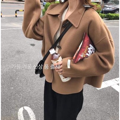 119584 - 8806 áo dạ cashmere dáng lửng có cổ khuy sừng | BigBuy360 - bigbuy360.vn