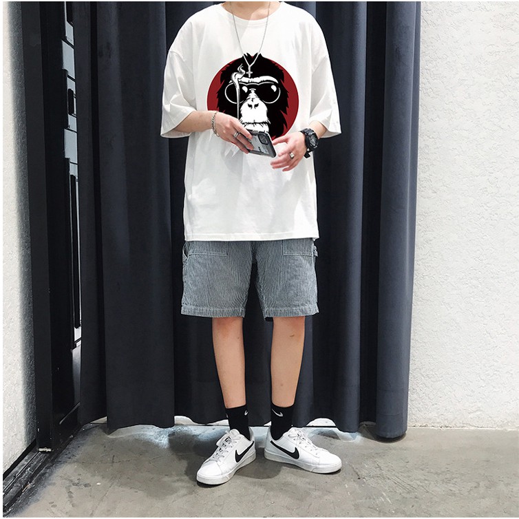 Áo thun unisex basic Monkey Smoker dáng rộng tay lỡ hai màu trắng đen, áo phông nam nữ oversize tay lỡ