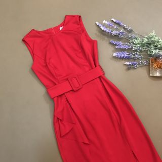 Đầm Rosie body kèm belt