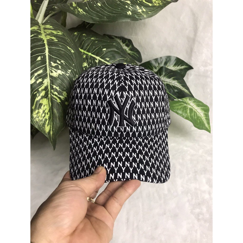 Nón lưỡi trai vải nhung