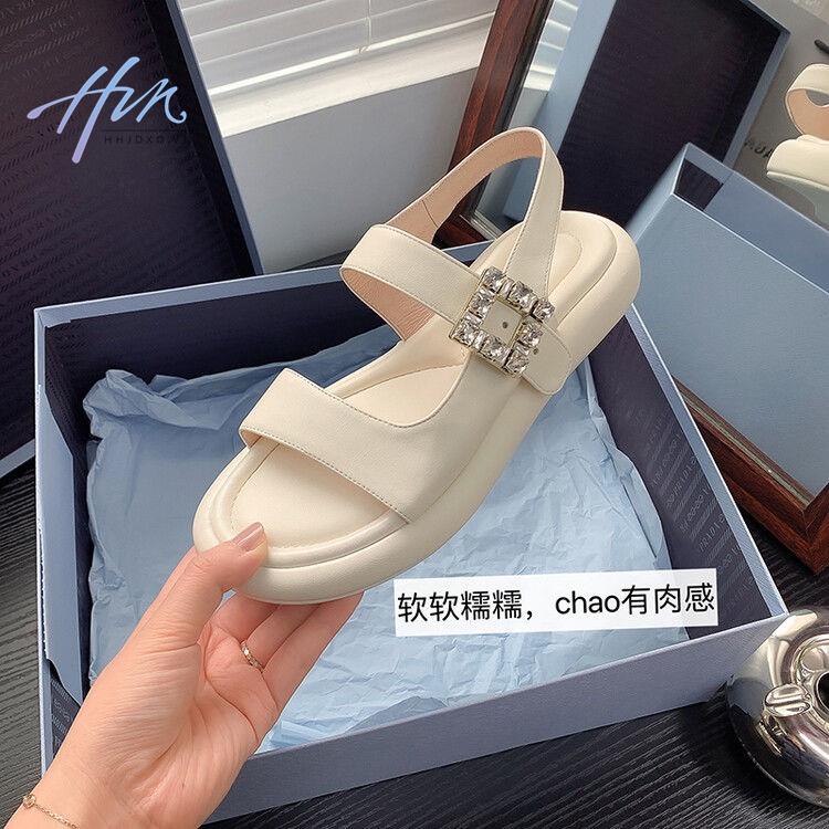 Giày Sandal Mùa Hè Đế Phẳng Đính Đá Có Khóa Cài Phong Cách Mới Cho Nữ