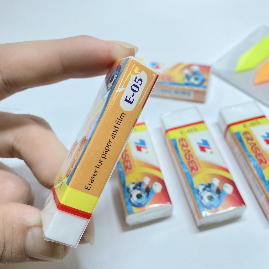 Gôm tẩy Thiên Long E-05 chính hãng,  Cục tẩy chì cao cáp xóa nhanh không độc hại.