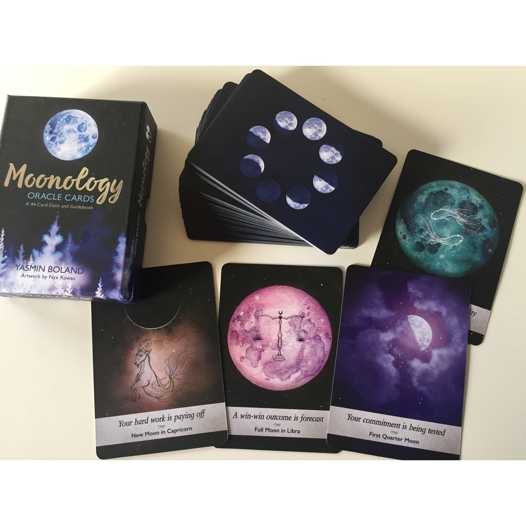 Bộ bài Bói Tarot Moonology Oracle 44 lá tiếng Anh có hướng dẫn
