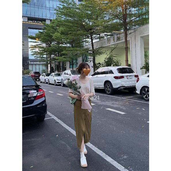 Áo len mongtoghi xẻ vạt