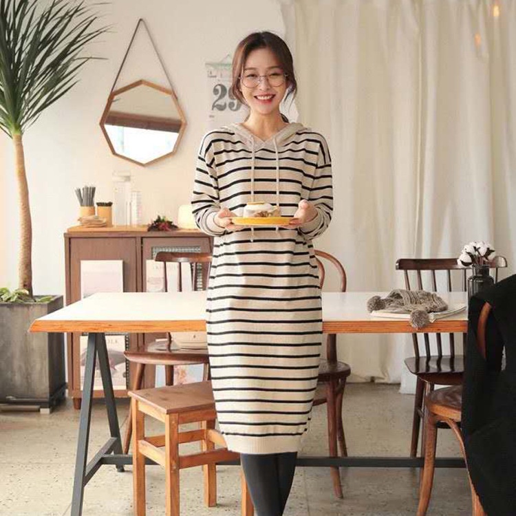 Váy len bầu mùa đông sọc ngang có mũ