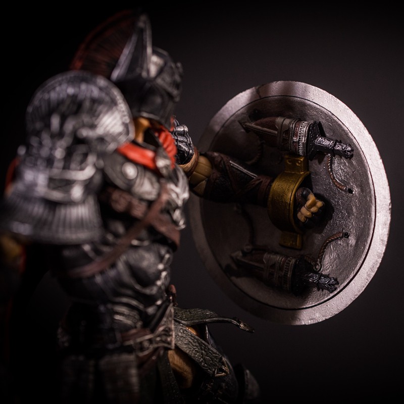 Mô hình Batman Sparta Warrior DC Comics Play Arts 25cm - PAK