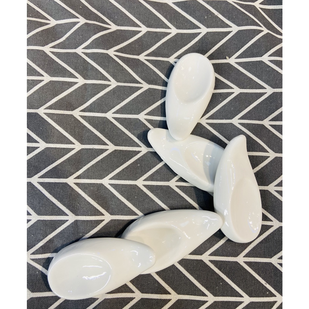 Combo 5 chiếc gác đũa bằng sứ