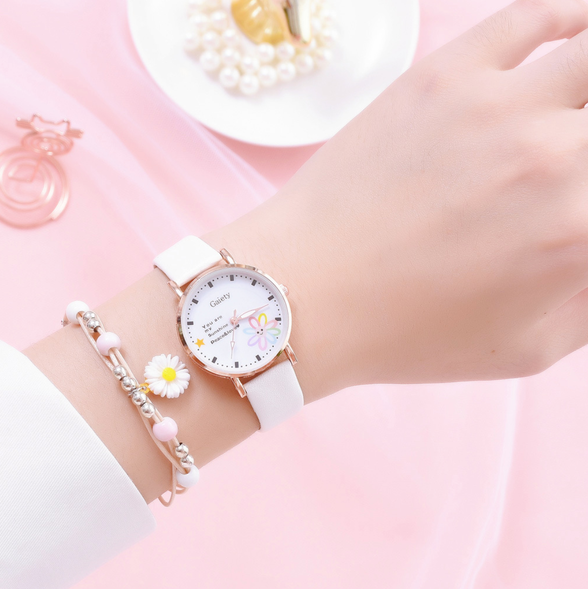 New Women's  Korean Trend  Girls Cute Cartoon  All-match Watch