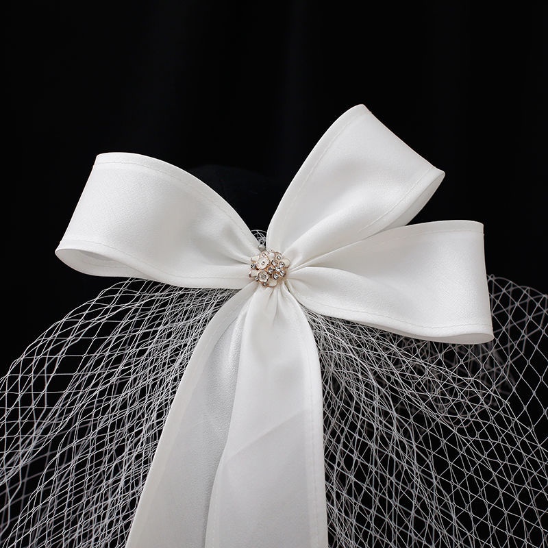 Mạng che mặt cô dâu phong cách Ấn Độ cổ điển