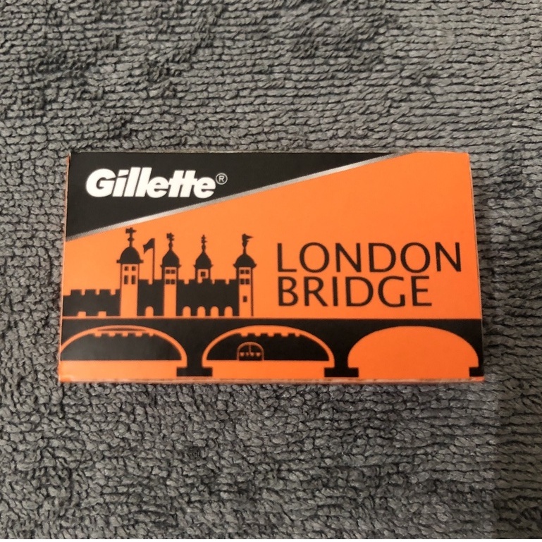 Hộp 100 Lưỡi Lam Gillette London Bridge ( Cam ) Siêu Bén Dành Cho Barbershop ,Spa.100 Cái / Hộp ( 10 hộp nhỏ )