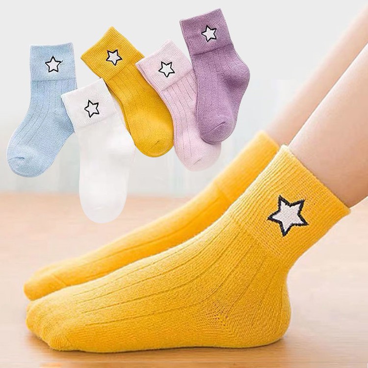 Set 5 đôi tất/vớ cho bé unisex cổ cao họa tiết ngôi sao từ 1 đến 15 tuổi