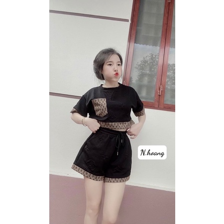 SET BỘ CROP-TOP PHỐI VIỀN VẢI KAKI 2 MÀU HOT TREND