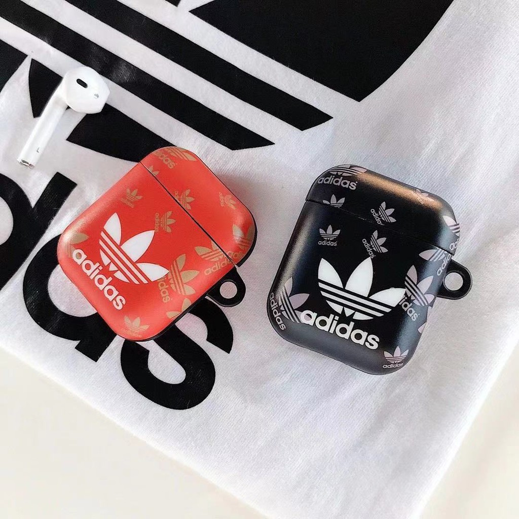 Vỏ Bảo Vệ Hộp Sạc Tai Nghe Airpods 1 / 2 Logo Adidas Xinh Xắn Ốp