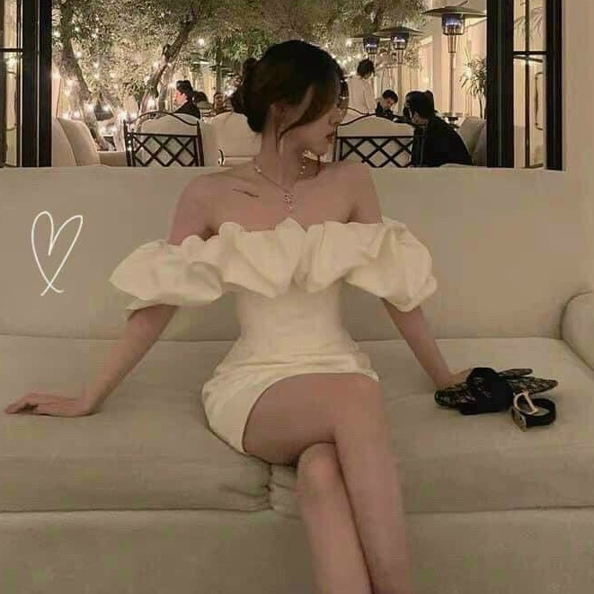 Đầm Nữ Trễ Vai Kèm Mút Ngực  ( Umi Mềm Mịn )  -stclothing
