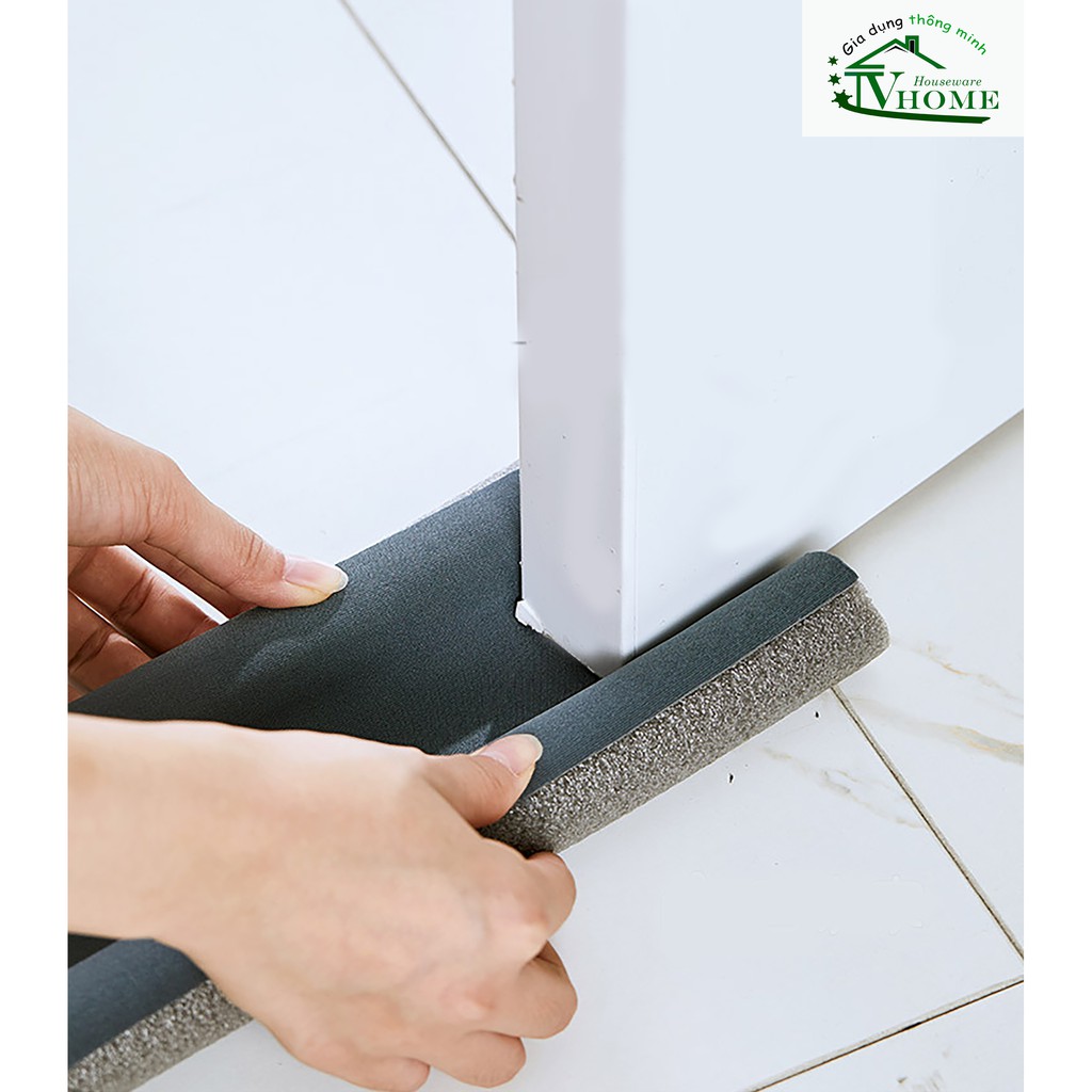 Chặn cửa ngăn hơi lạnh và côn trùng.
