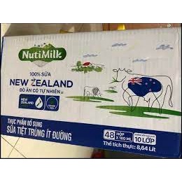 Sữa tươi Nutimilk New Zealand thùng 180ml có đường date xa