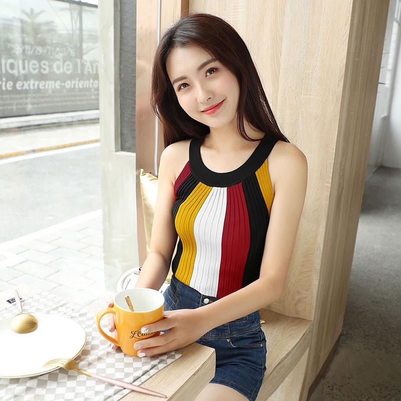 Áo Crop Top dệt kim trễ vai hoạ tiết kẻ sọc quyến rũ