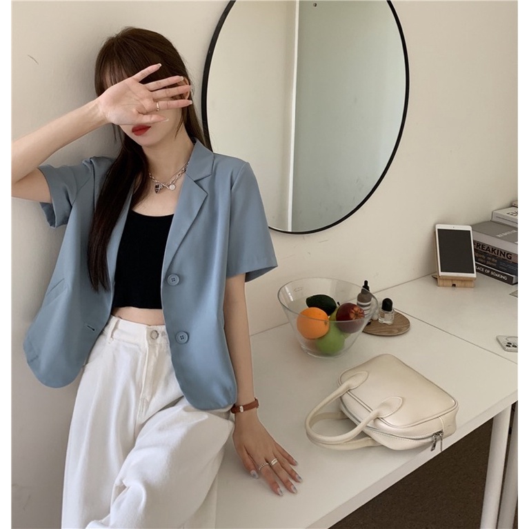 Áo khoác ngắn tay dáng ngắn blazer 5 màu dễ phối ngày hè | BigBuy360 - bigbuy360.vn