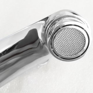 - Vòi gắn Labo inox