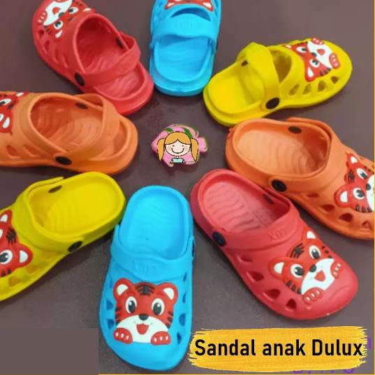 Dép Sandal Hình Mèo Con Xinh Xắn Dành Cho Bé