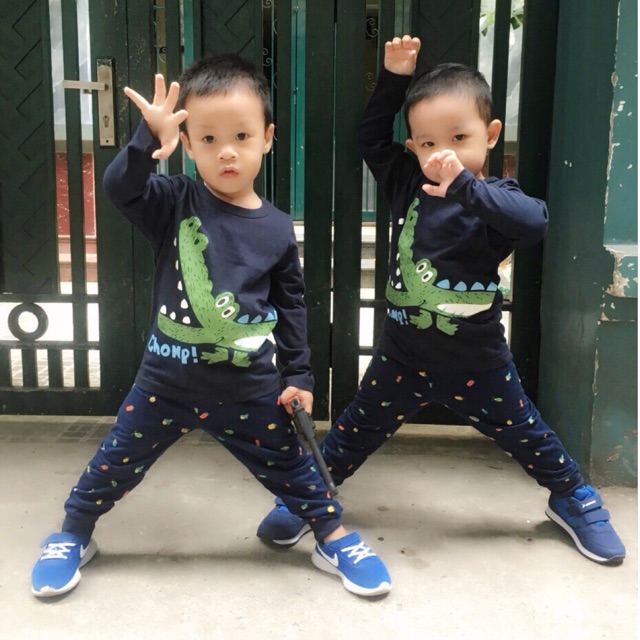 Quần nỉ da cá cho bé