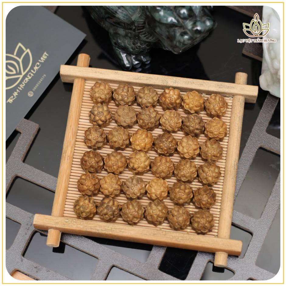 Hoa Sen / Bông Sen Trầm Hương Tốc Việt - Charm Sen Trầm Mix Vòng Tay Trầm Hương Loại 1 Tinh Xảo - Lạc Việt Trầm Hương