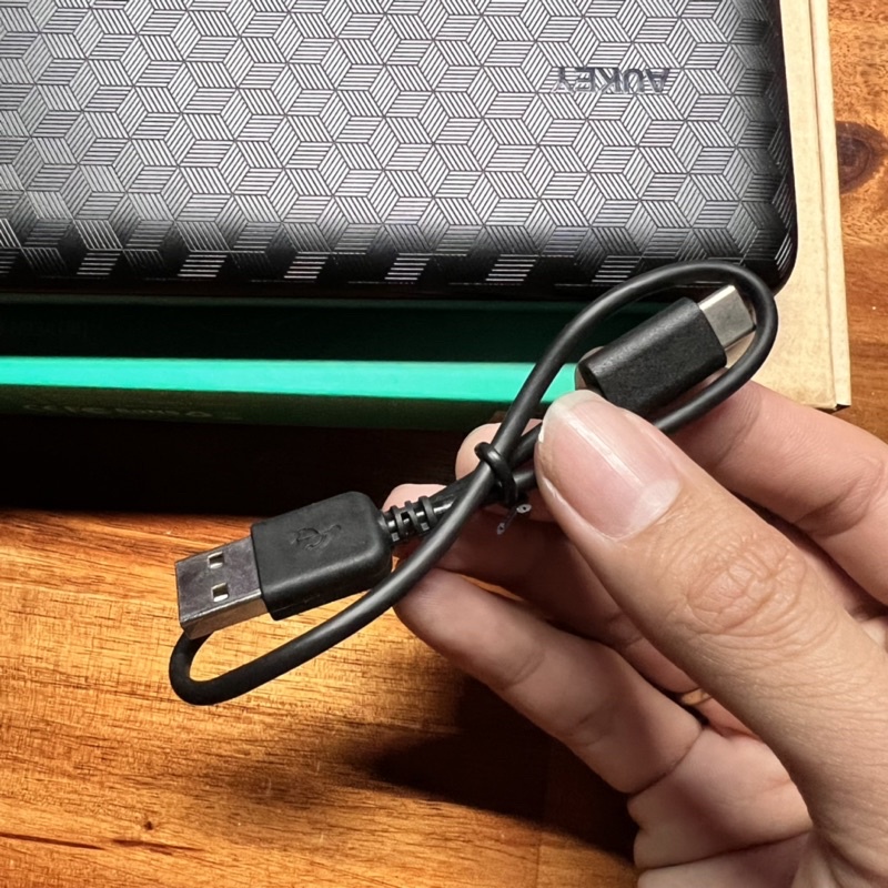 Sạc Dự Phòng Aukey PB-N93A 20000mAh Cổng USB-C Sạc Nhanh PD3.0 18W + USB-A QC 3.0 18W - Bảo hành 6 Tháng