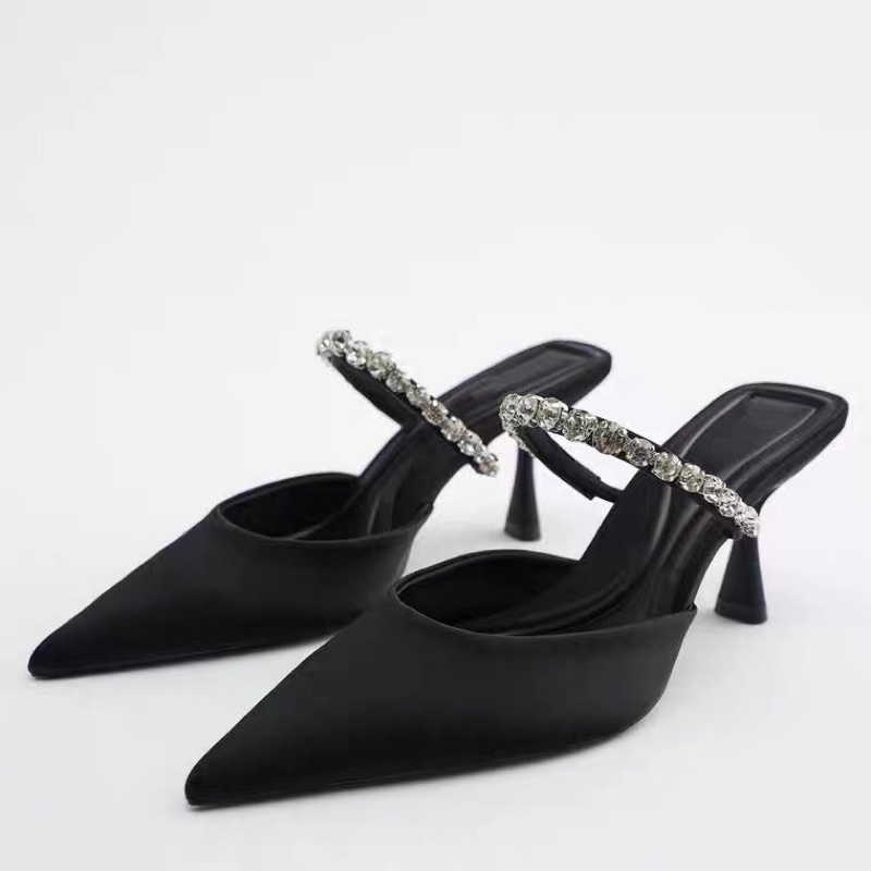 GUỐC LỤA ZARA QUAI ĐÁ SẴN