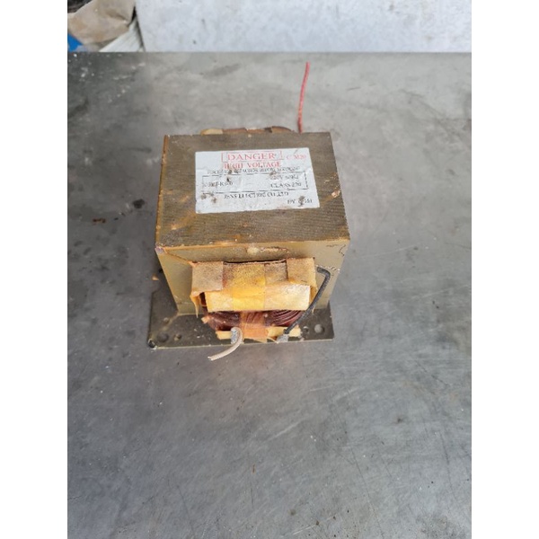 Biến áp lò vi sóng 700E -800E