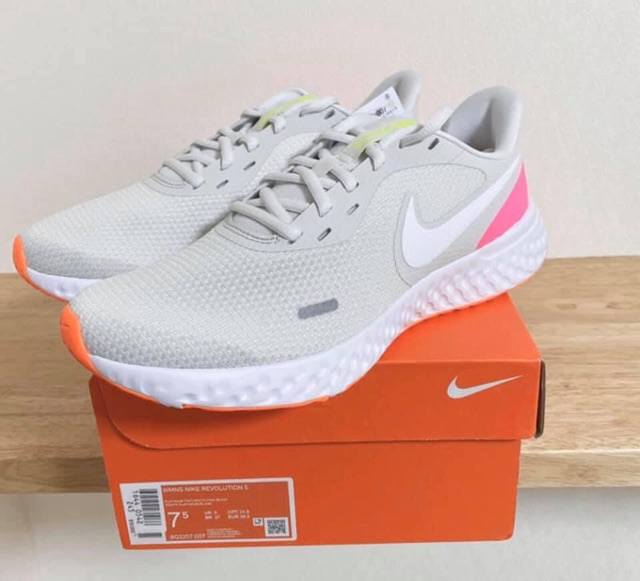 [ sẵn sz 37.5 dài chân 23,5 cm ] Giày chạy NIKE auth vợt sale