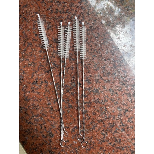 In Out thuỷ tinh f9( tặng chổi)